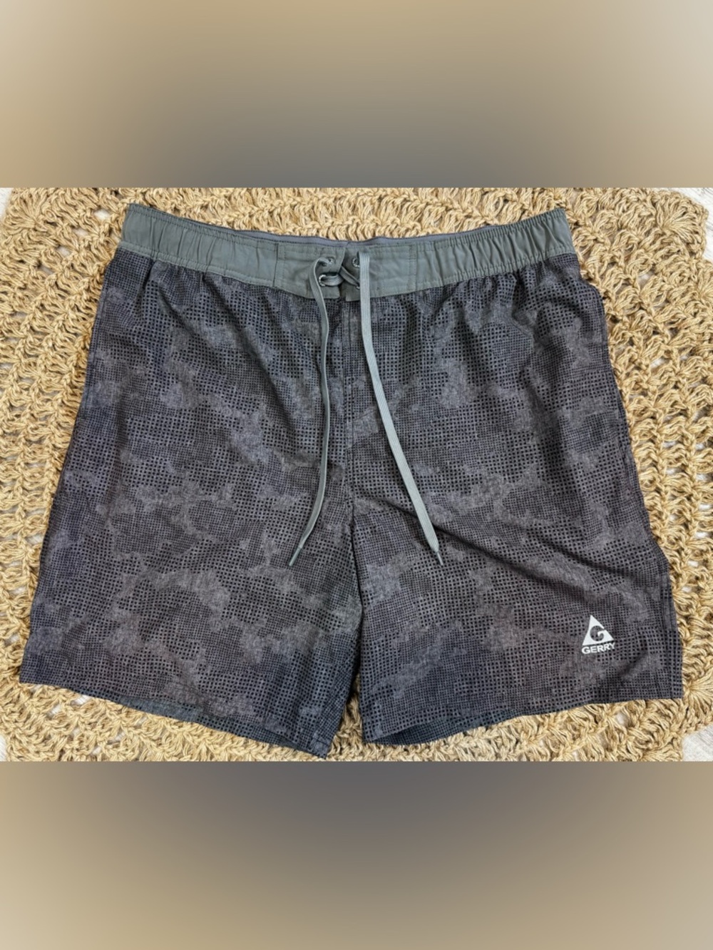 Gerry Men's Gray Patterned Swim Shorts